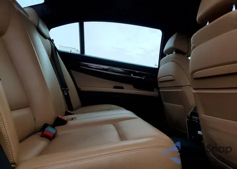 2015 BMW 740 Lxi z USA, uszkodzony, nr VIN WBAYF4C51FGS99351